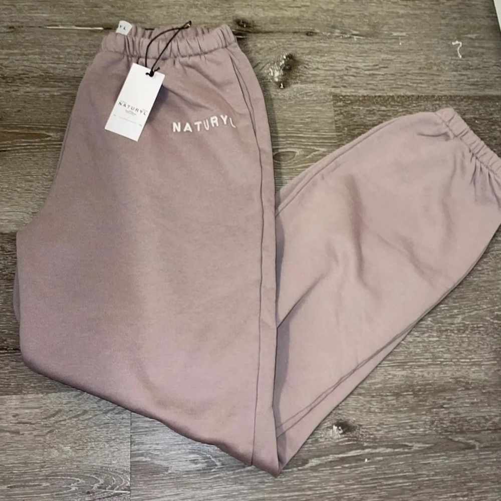 Naturyl joggers